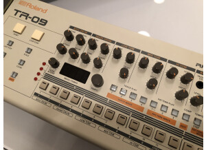 Roland TR-09 (68278)