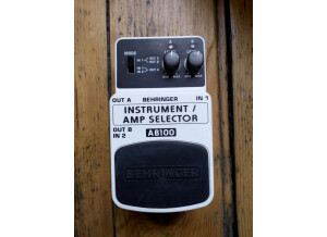 Behringer Guitar/Amp Selector AB100 (83952)