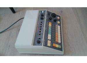 Roland CR-8000 (2442)