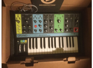Moog Music Grandmother (69493)