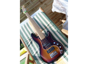 Fender Precision Bass V American Deluxe