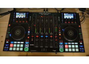Denon DJ MCX8000-1