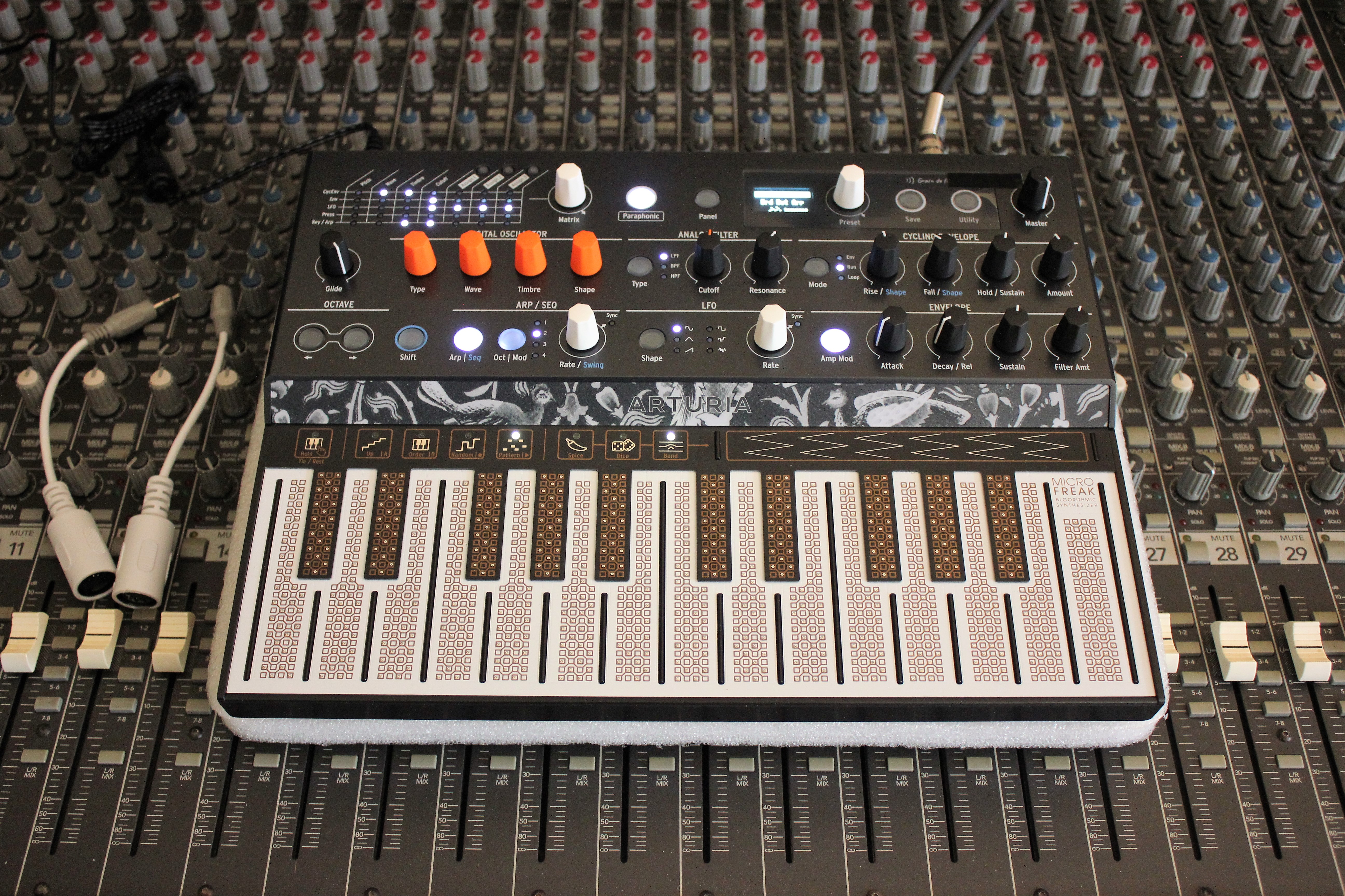 MicroFreak_2tof 01.JPG