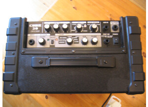 Roland Cube-30 (95726)