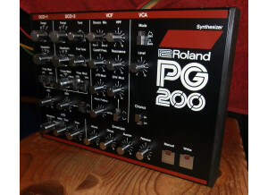 Roland PG-200 (12628)