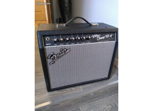 Fender Vibro Champ XD (94756)