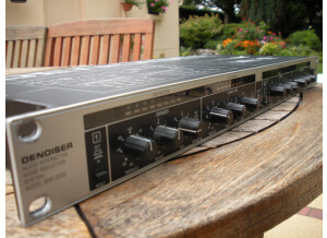 Behringer SNR2000 Multiband Denoiser