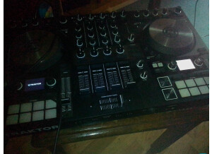 Native Instruments Traktor Kontrol S4 mk3 (86533)