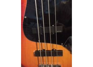 Squier Vintage Modified Jazz Bass Fretless (9000)