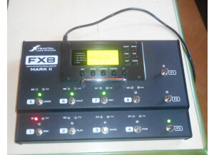 Fractal Audio Systems FX8 (77073)