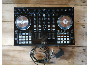 Native Instruments Traktor Kontrol S4 mk2 (23227)