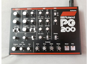 Roland PG-200 (55063)
