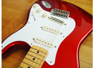 Fender US VINTAGE HOT ROD 57' STRATOCASTER CANDY APPLE RED MAPLE
