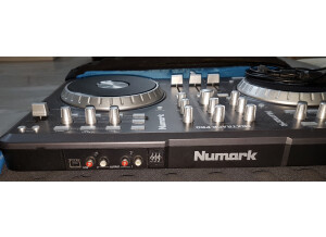 Numark Mixtrack Pro