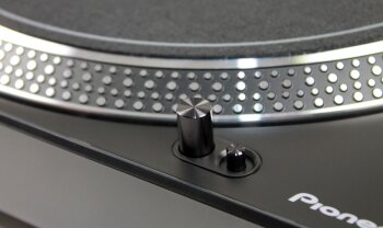 Pioneer_PLX-500-Close-1 Pioneer_PLX-500-Close-1