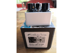 EarthQuaker Devices White Light (85952)