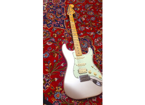 Fender Deluxe Strat HSS [2016-Current] (9830)