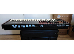 Access Music Virus Kb (27287)