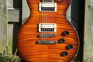 McNaught Guitars VSC Jr.