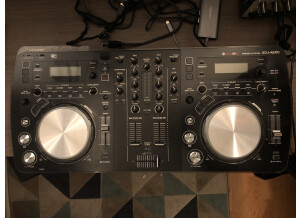 Pioneer XDJ-AERO (4300)