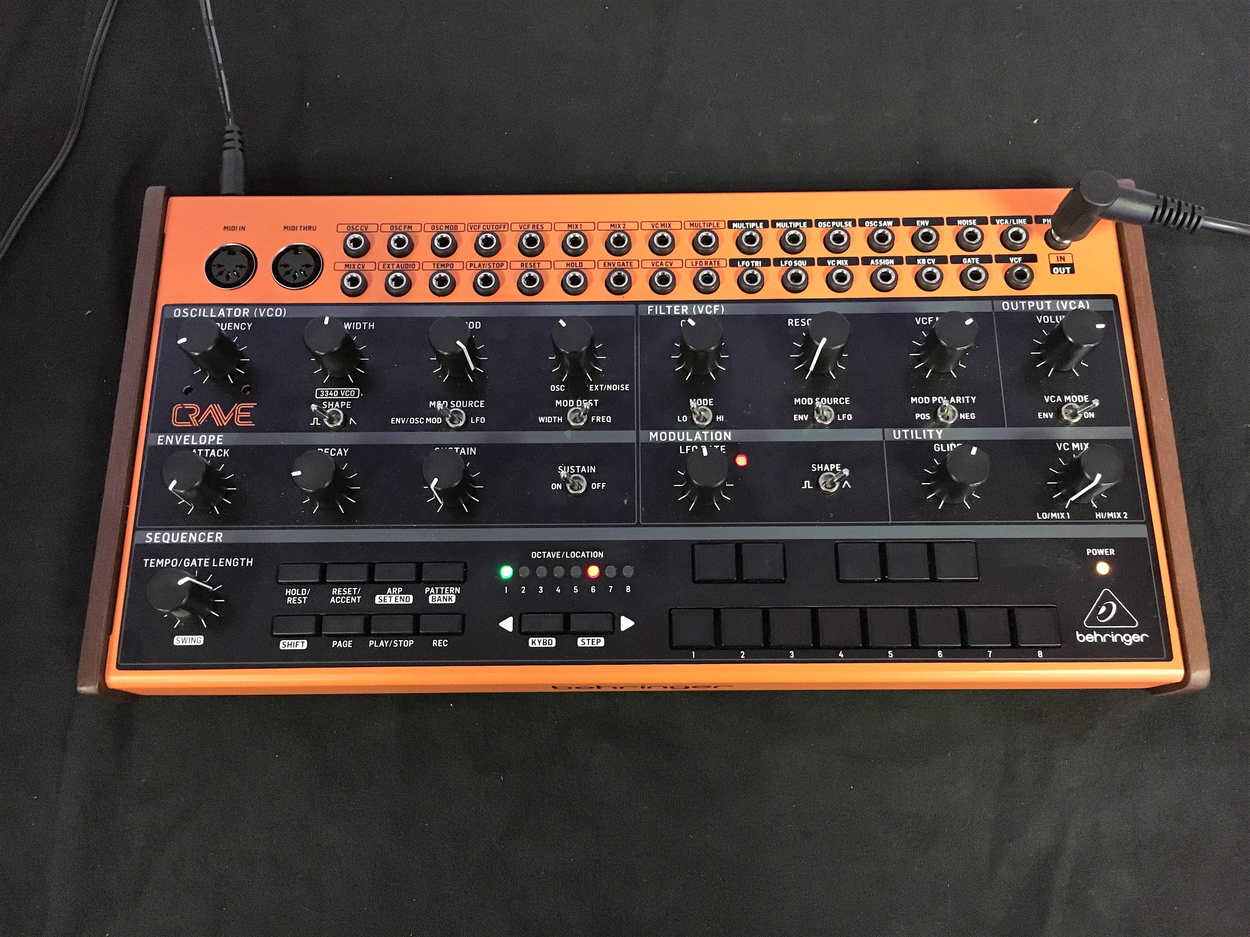 Behringer Crave : Behringer - Crave - IMG_4836.JPG