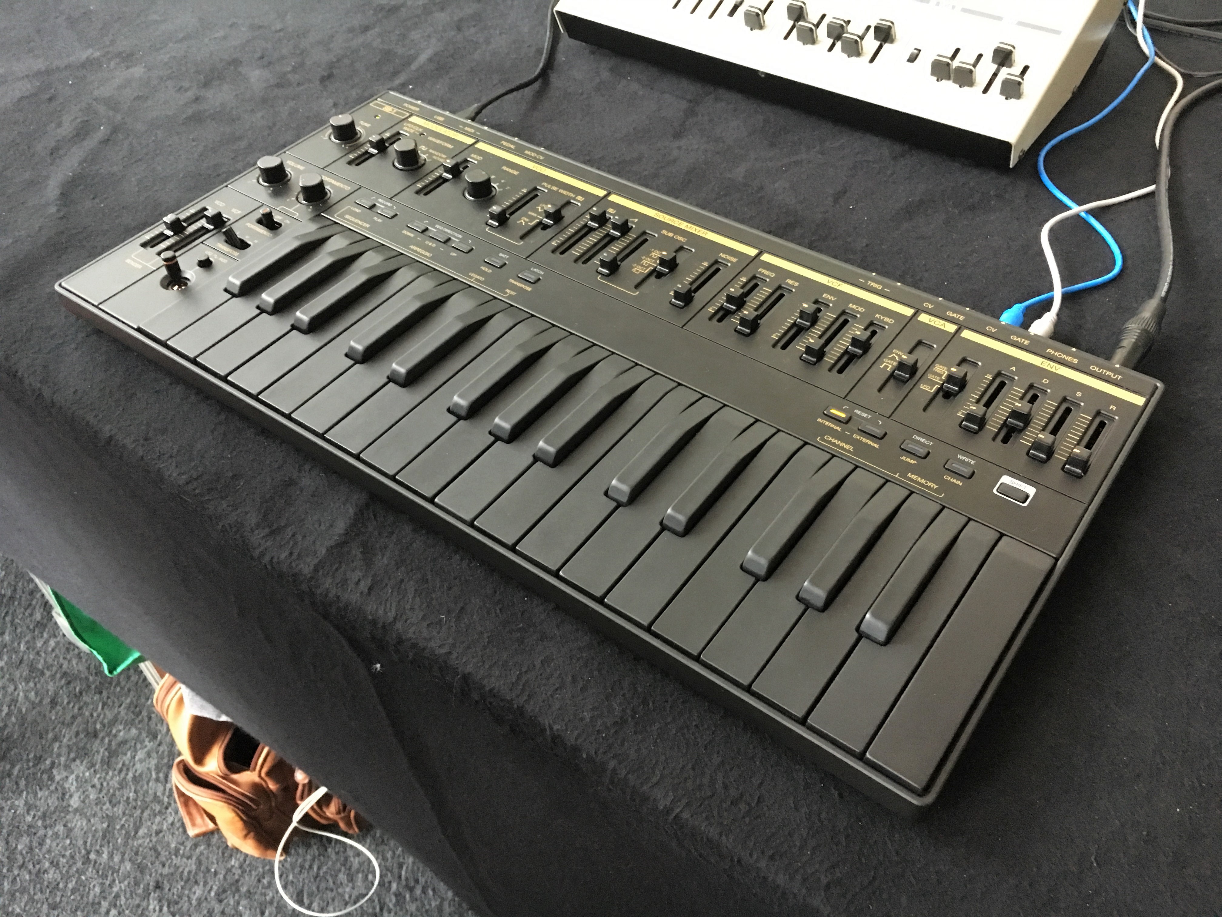 Superlative Instruments SB-1 Space Bee : Superlative Instruments - SB-1 - IMG_4829.JPG