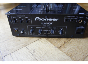 Pioneer DJM-909 (39834)