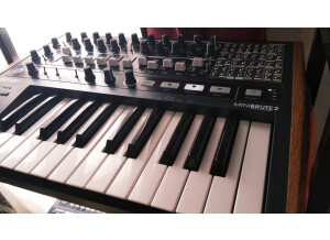 Arturia MiniBrute 2 (31786)