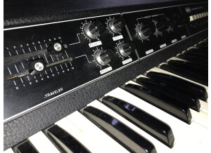 Korg Pe-1000 (6619)