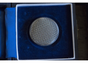 Neumann cmv 563 (27001)