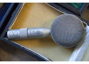 Neumann cmv 563 (22487)