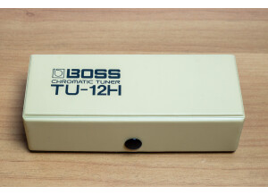 Boss TU-12H Chromatic Tuner (8697)
