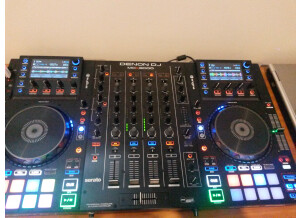 Denon DJ MCX8000 (35035)