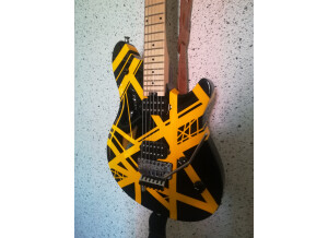 EVH Wolfgang Special Striped Black and Yellow (81029)