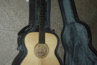 Eastman AC512