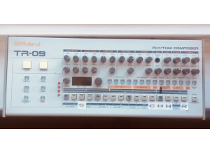 Roland TR-09 (36132)