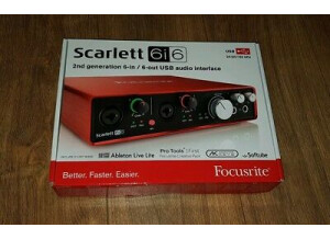 Focusrite-Scarlett-6i6-USB-Audio-Interface