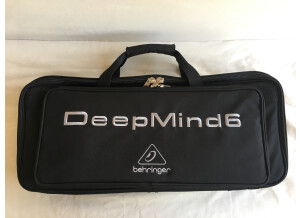 Behringer DeepMind 6 (76500)