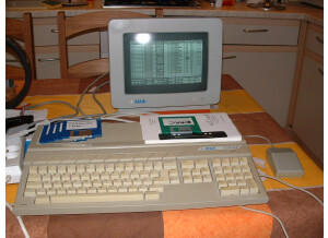 Atari 1040 STE (5897)