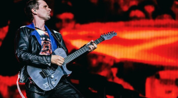 Matt-Bellamy-now-majority-holder-of-Manson-Guitar-Works Matt-Bellamy-now-majority-holder-of-Manson-Guitar-Works