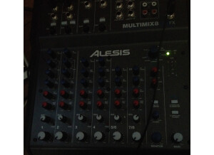 Alesis MultiMix 8 USB FX (36303)
