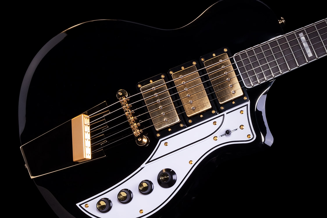 Tritone_body_Close_web_2