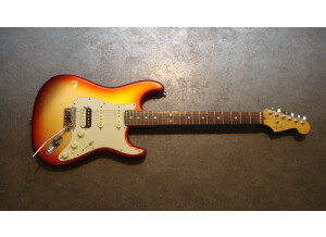 Fender American Deluxe Stratocaster HSS Shawbucker (87178)