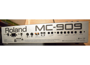 Roland MC-909 Sampling Groovebox (15064)