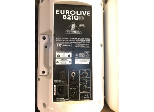 Behringer Eurolive B210D-WH