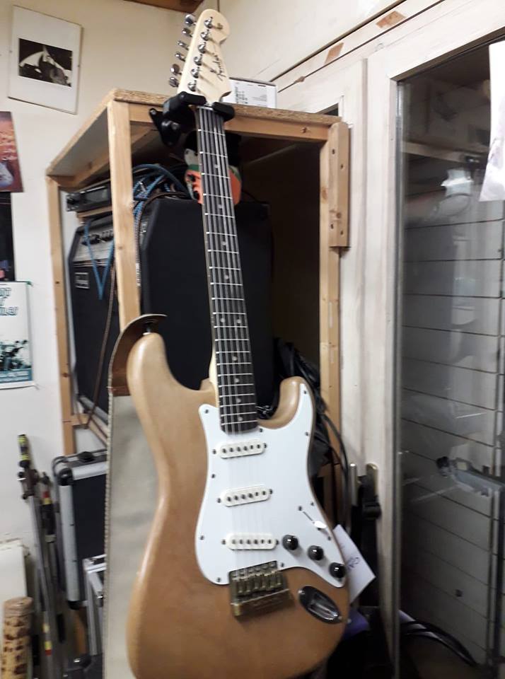 Squier Stratocaster (Made in Japan)