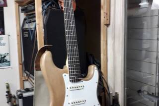 Squier Stratocaster (Made in Japan)