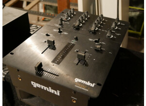 Gemini DJ UMX 7