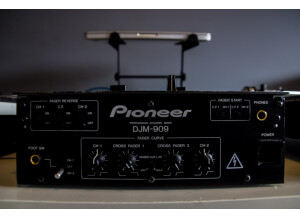 Pioneer DJM-909 (12565)