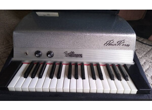 Rhodes PianoBass (23653)